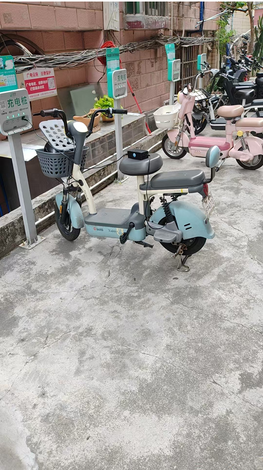 新园二街三巷8号三房一厅